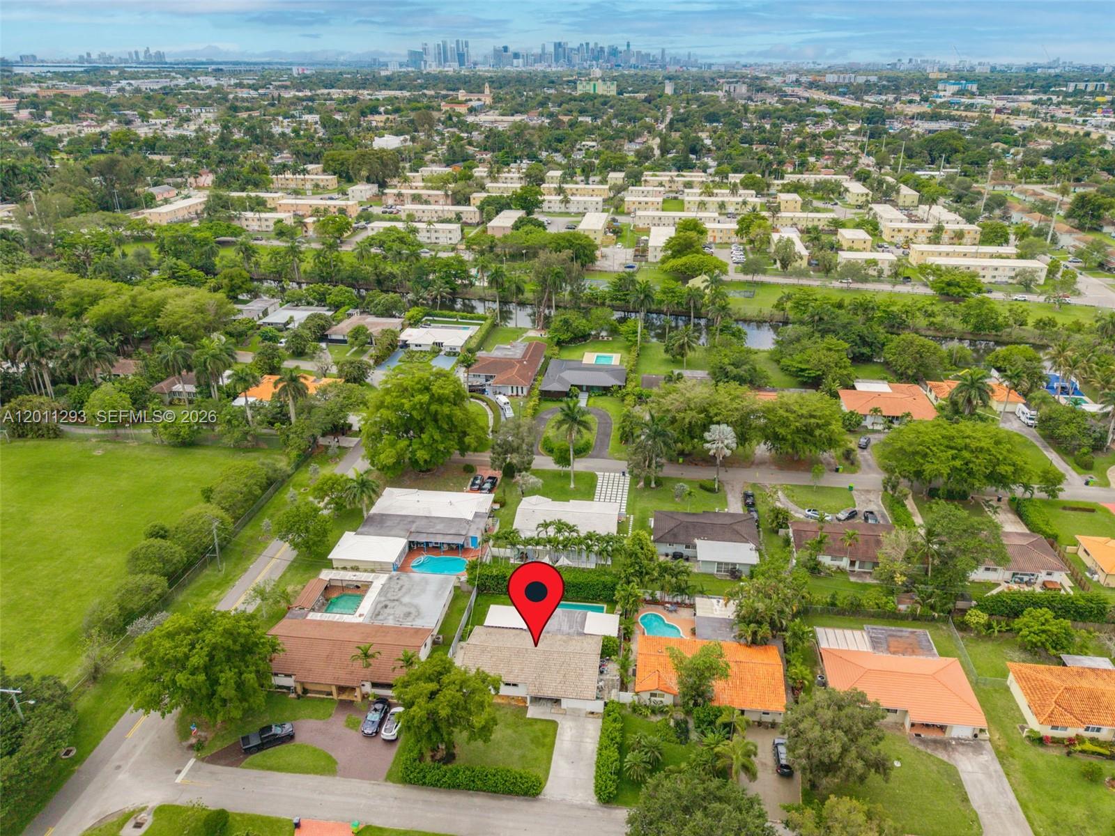 GLENDALE MANOR - Residential