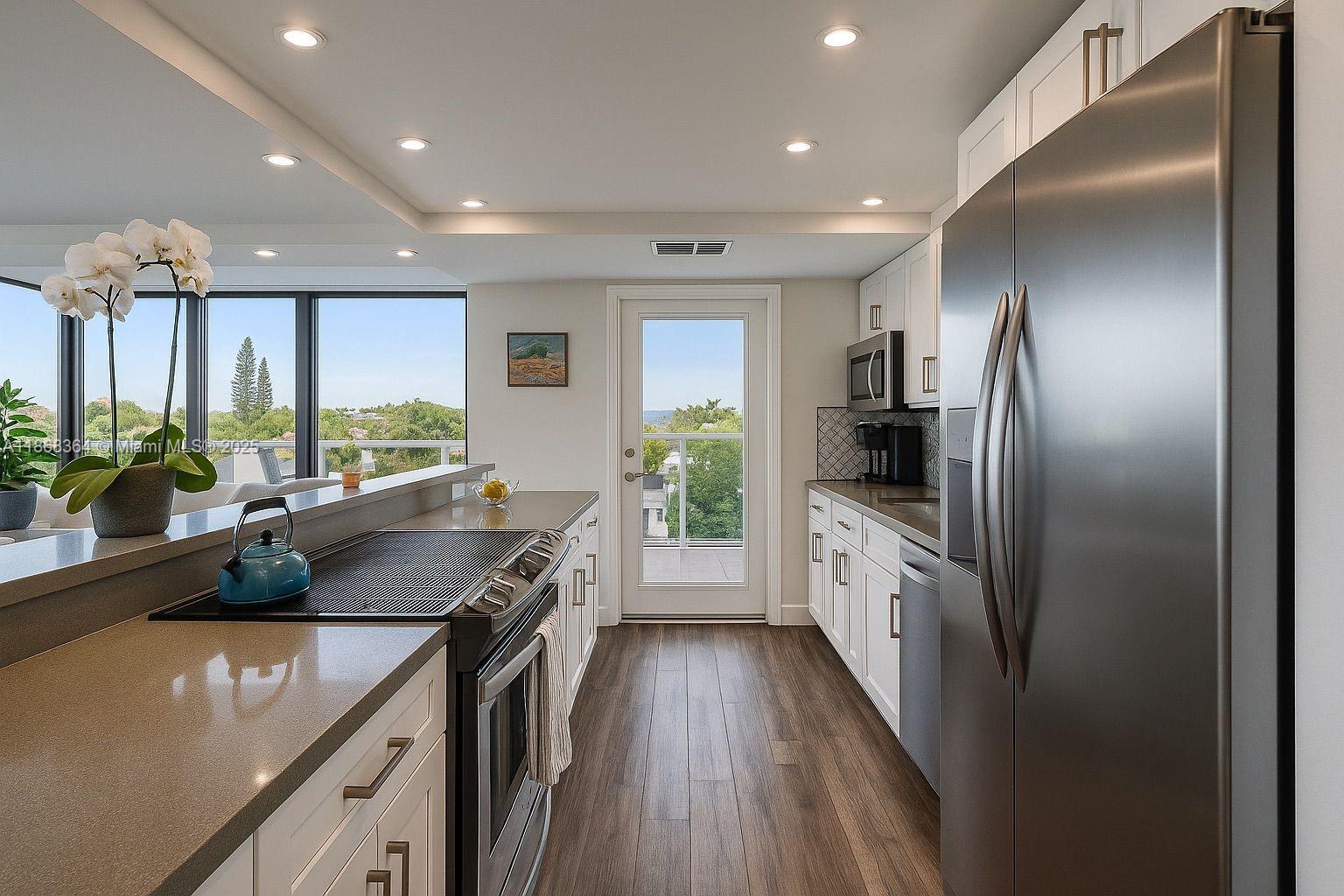 2841 N Ocean Blvd 708