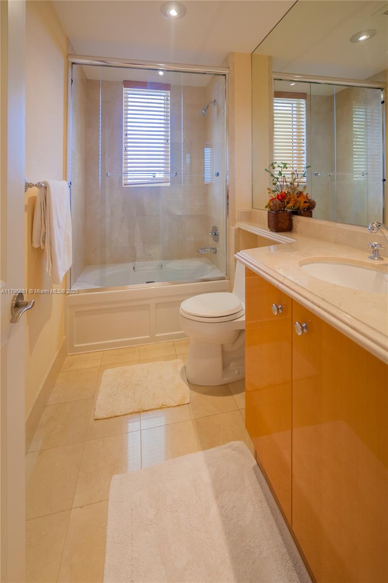 ACQUALINA OCEAN RESIDENCE - Residential