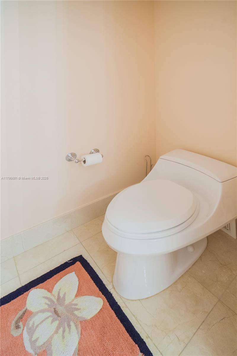 ACQUALINA OCEAN RESIDENCE - Residential