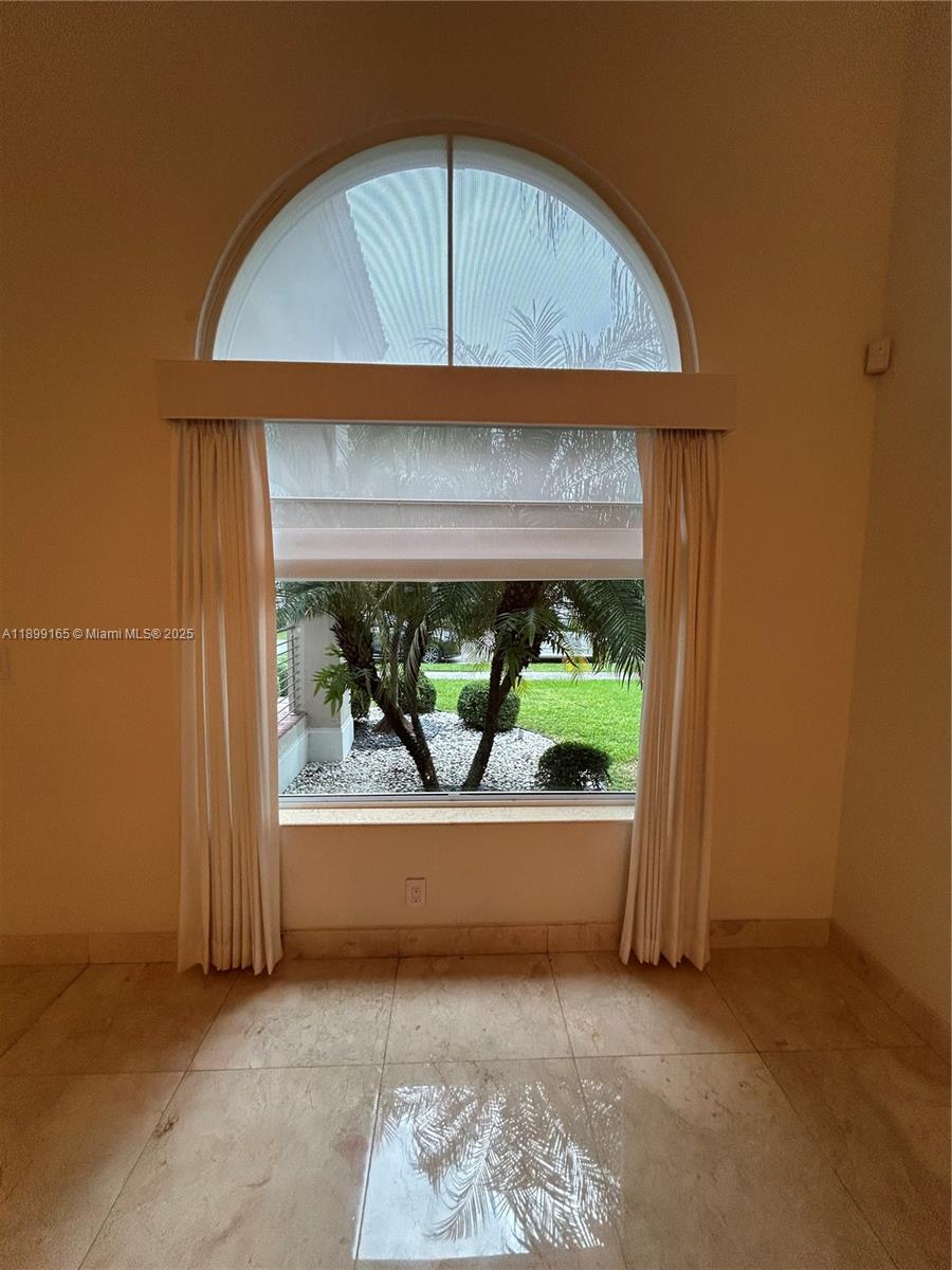 DORAL ISLES-ANTILLES - Residential