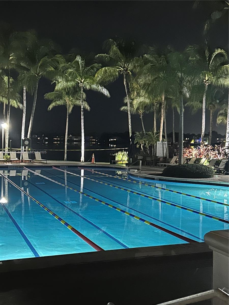 DORAL ISLES-ANTILLES - Residential