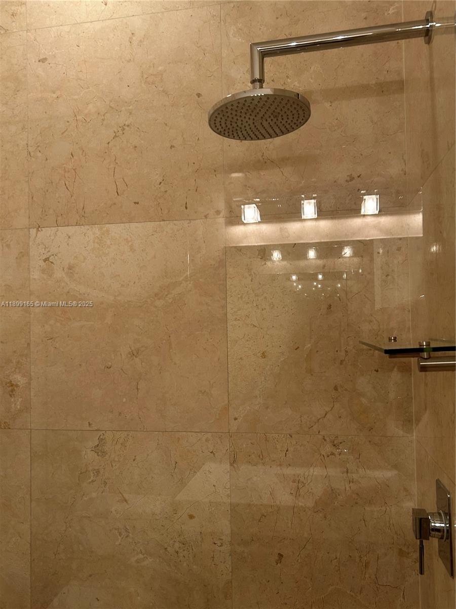 DORAL ISLES-ANTILLES - Residential