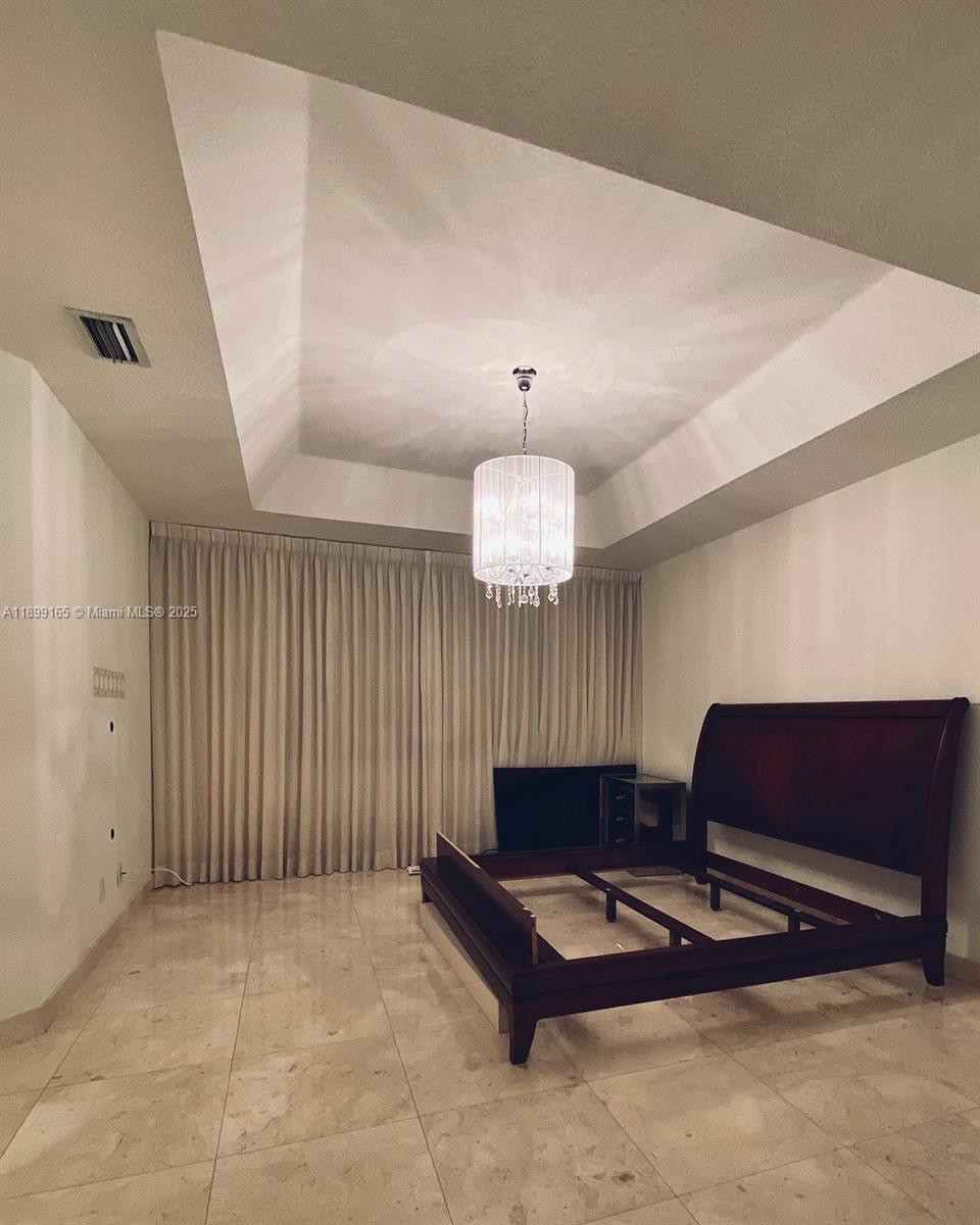 DORAL ISLES-ANTILLES - Residential