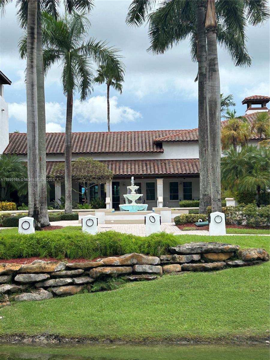 DORAL ISLES-ANTILLES - Residential