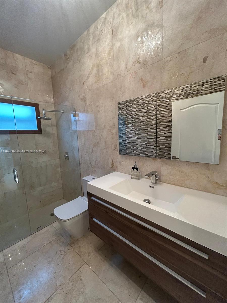DORAL ISLES-ANTILLES - Residential