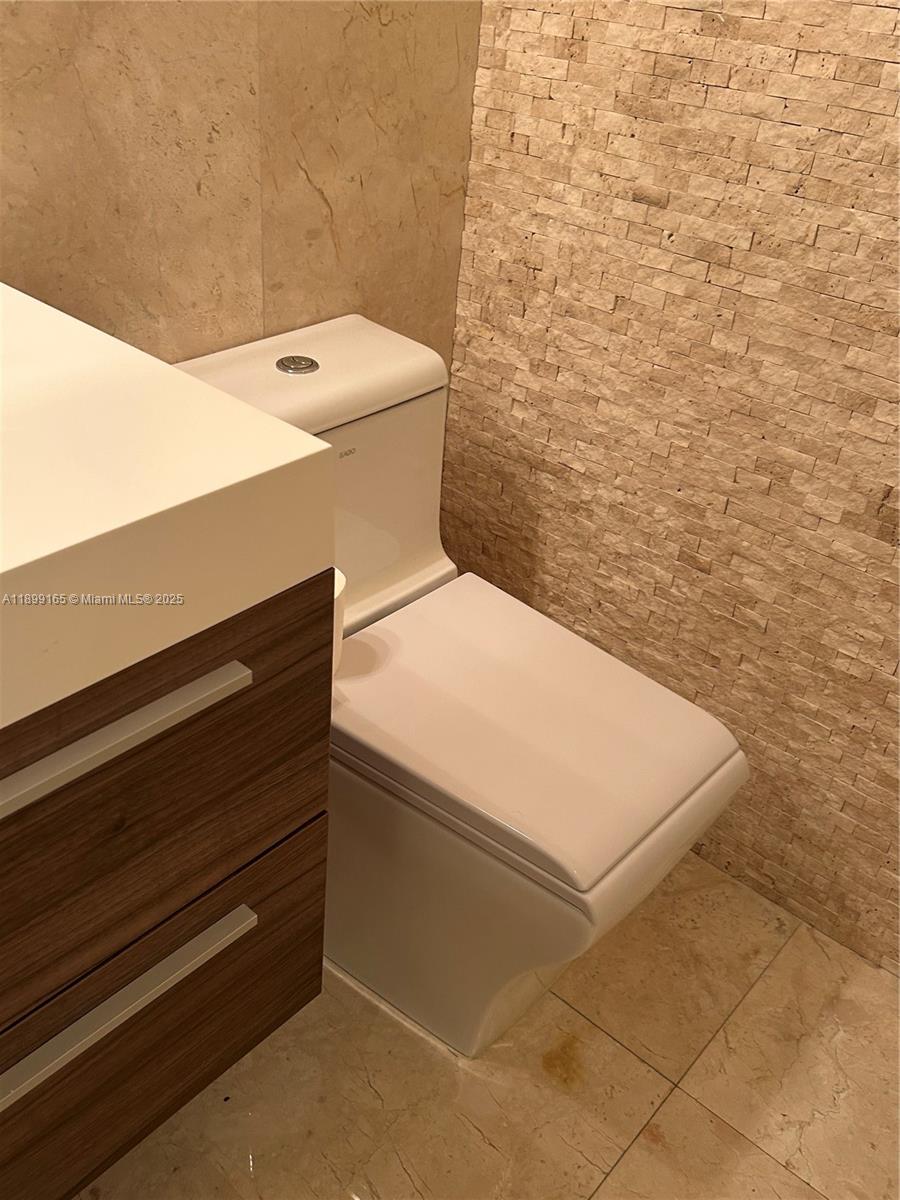 DORAL ISLES-ANTILLES - Residential