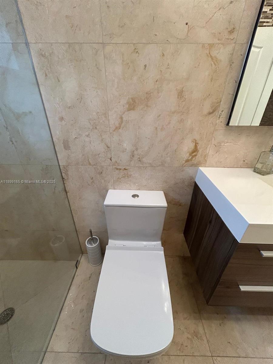 DORAL ISLES-ANTILLES - Residential