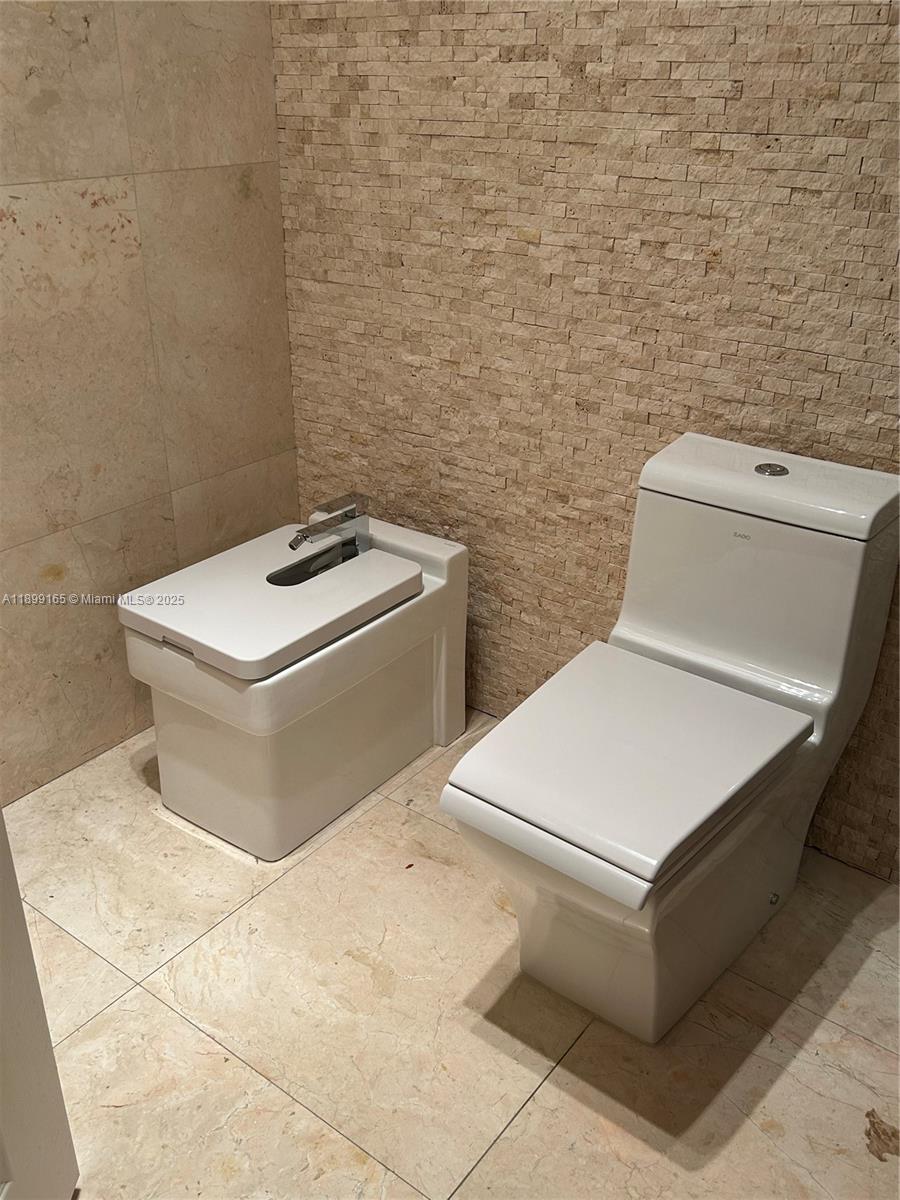 DORAL ISLES-ANTILLES - Residential