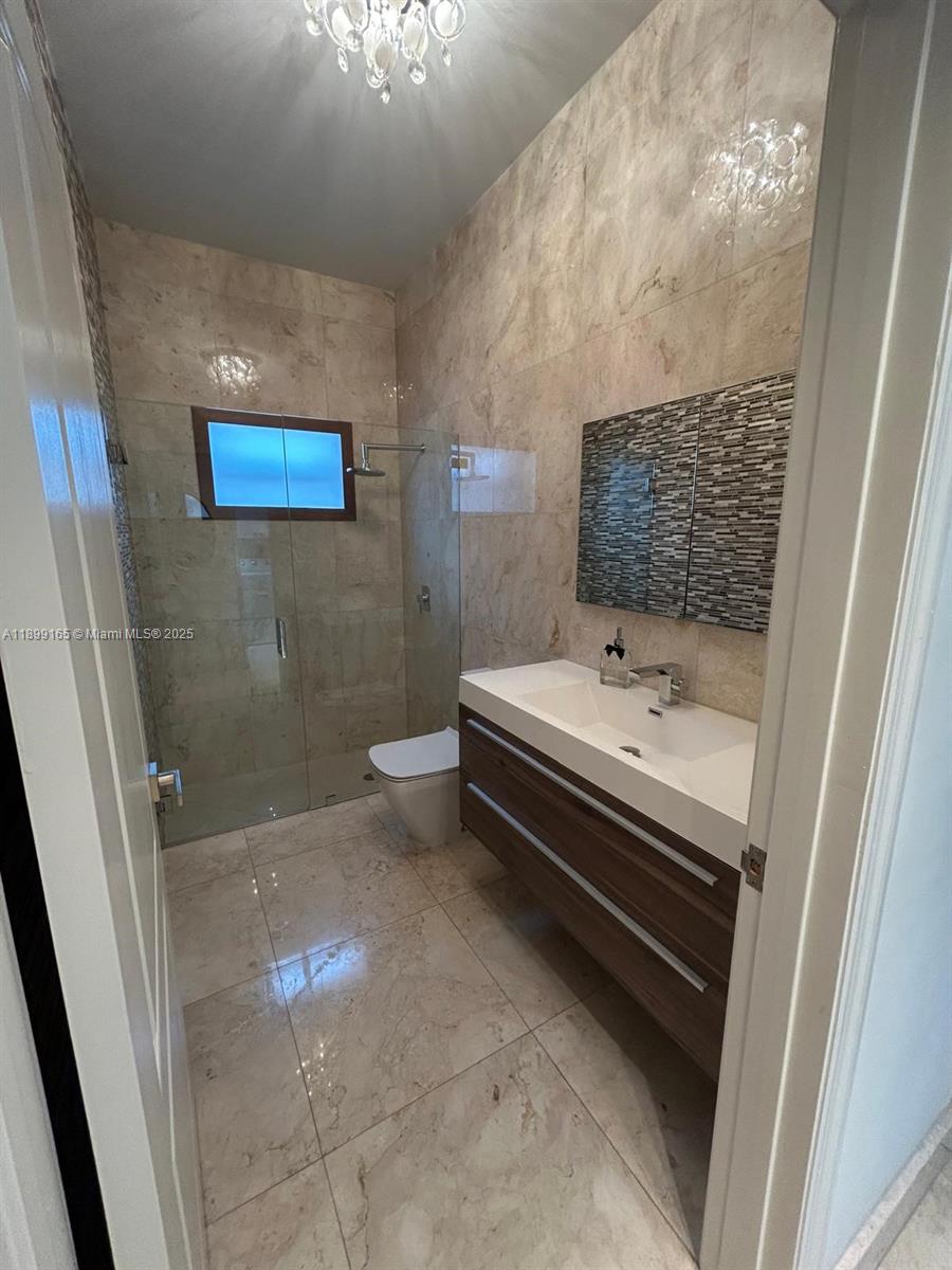 DORAL ISLES-ANTILLES - Residential