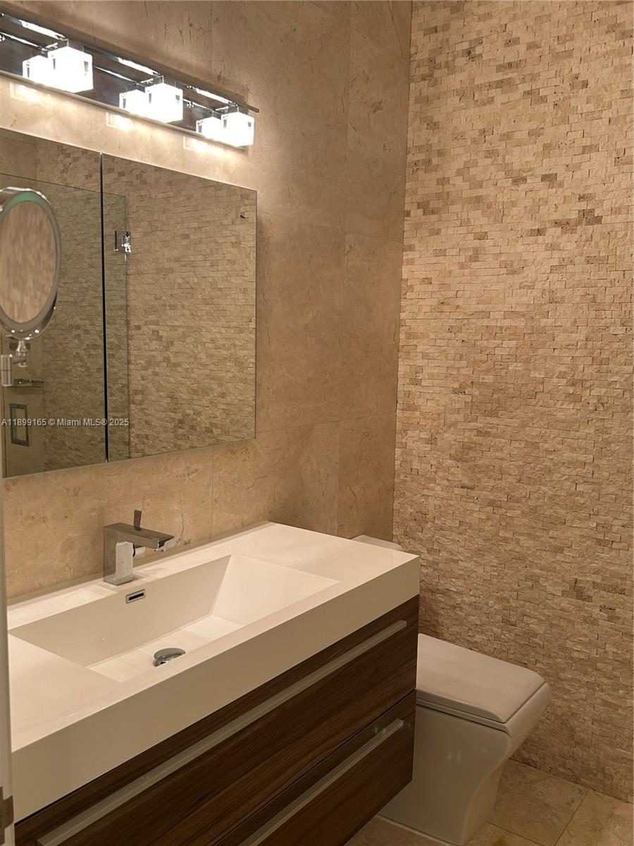 DORAL ISLES-ANTILLES - Residential