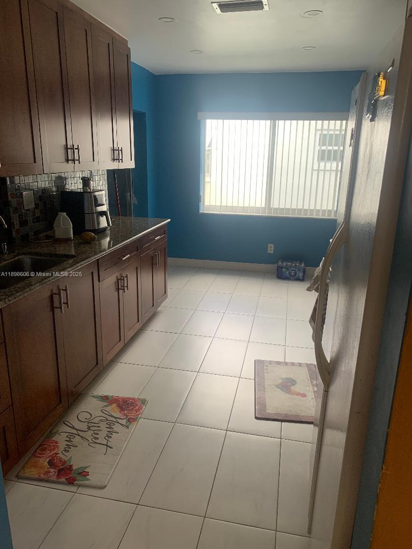 OAKLAND ESTATES 7TH SECTI - Residential