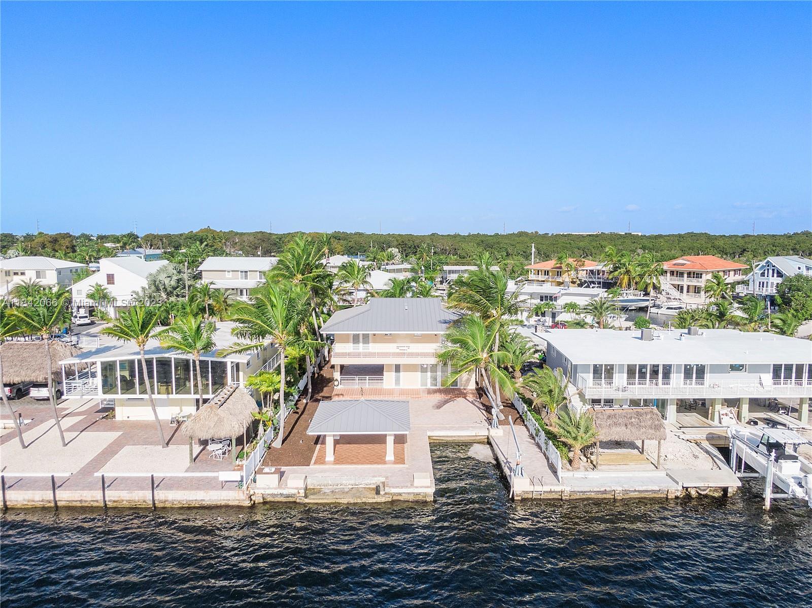 LARGO SOUND VILLAGE - Residential