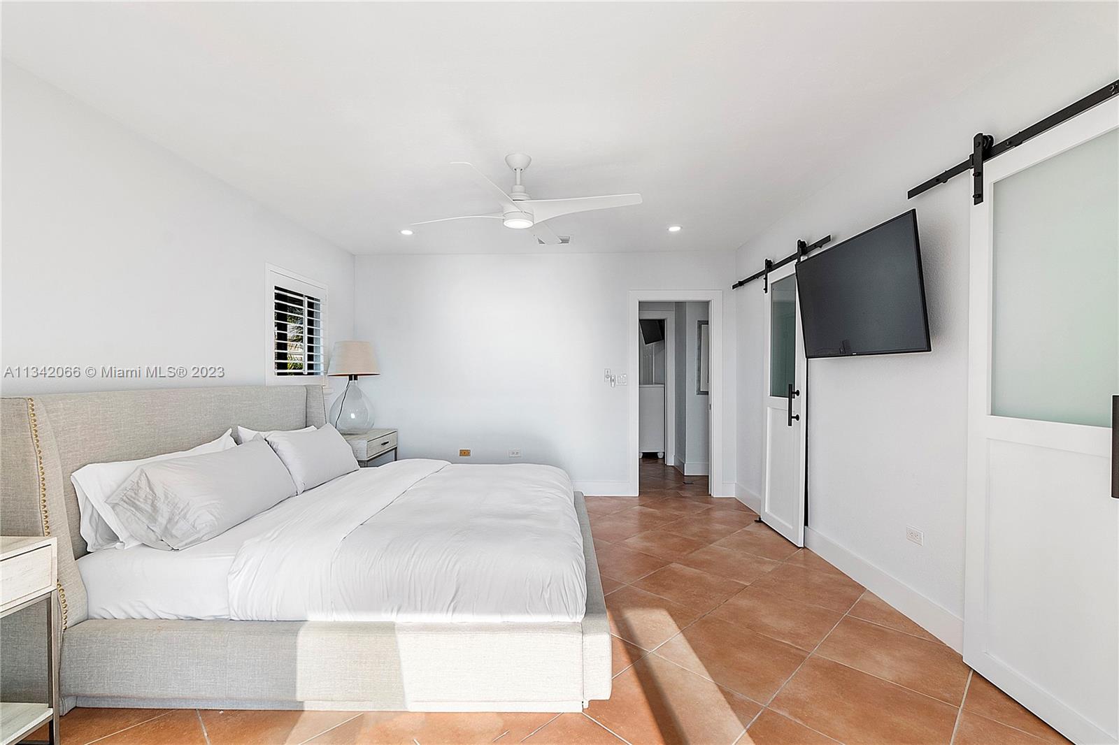 LARGO SOUND VILLAGE - Residential