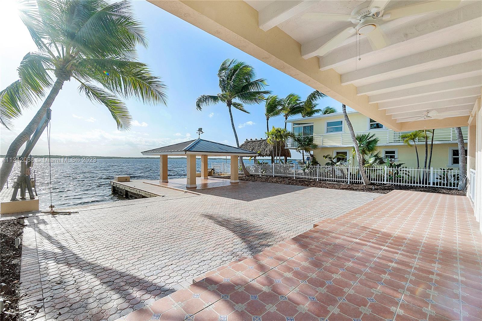 LARGO SOUND VILLAGE - Residential