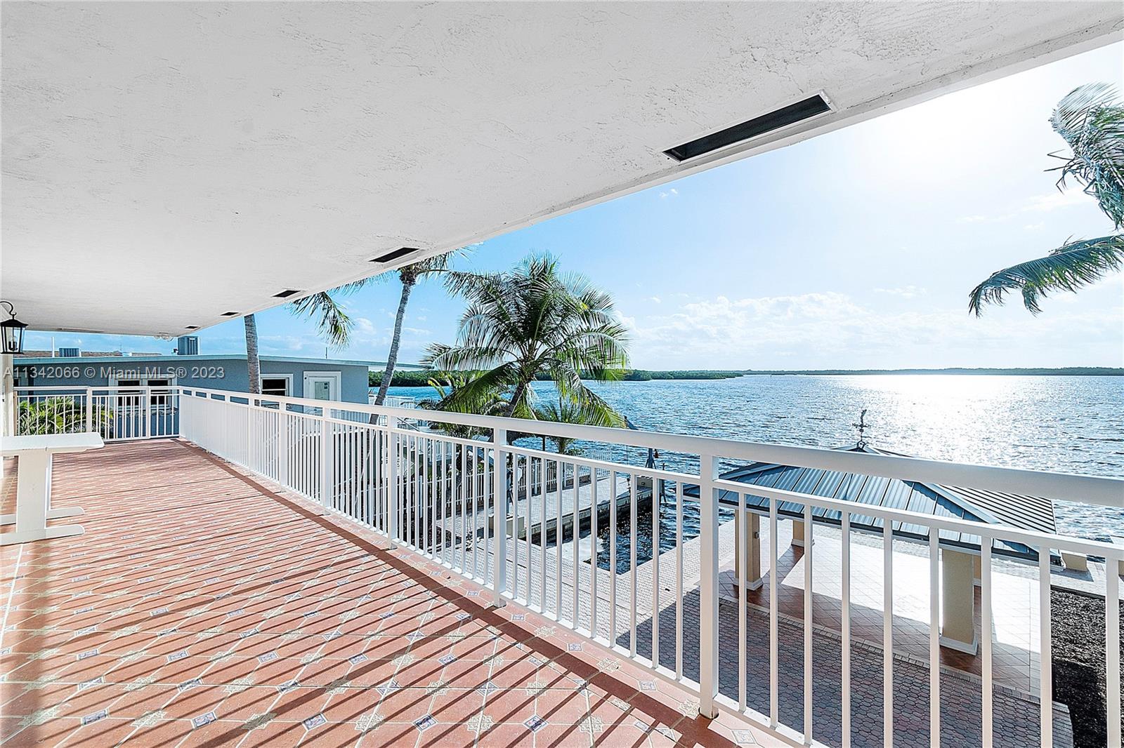 LARGO SOUND VILLAGE - Residential