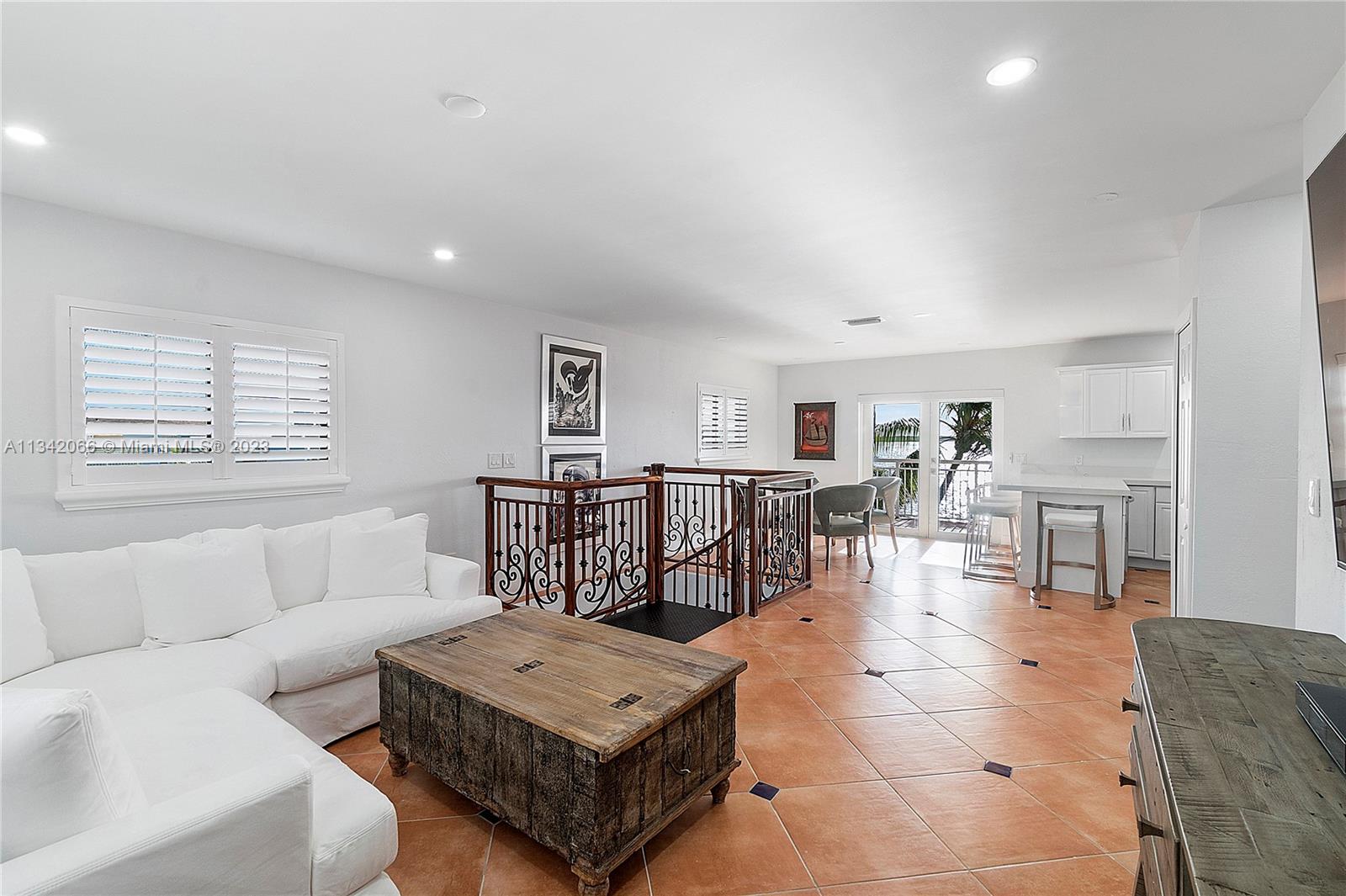 LARGO SOUND VILLAGE - Residential