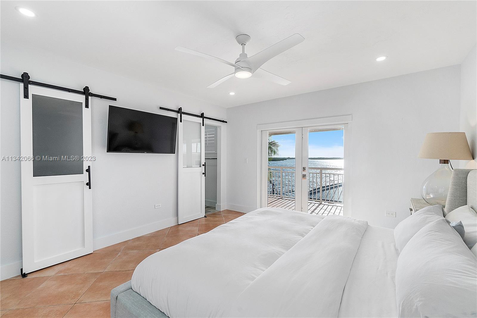 LARGO SOUND VILLAGE - Residential