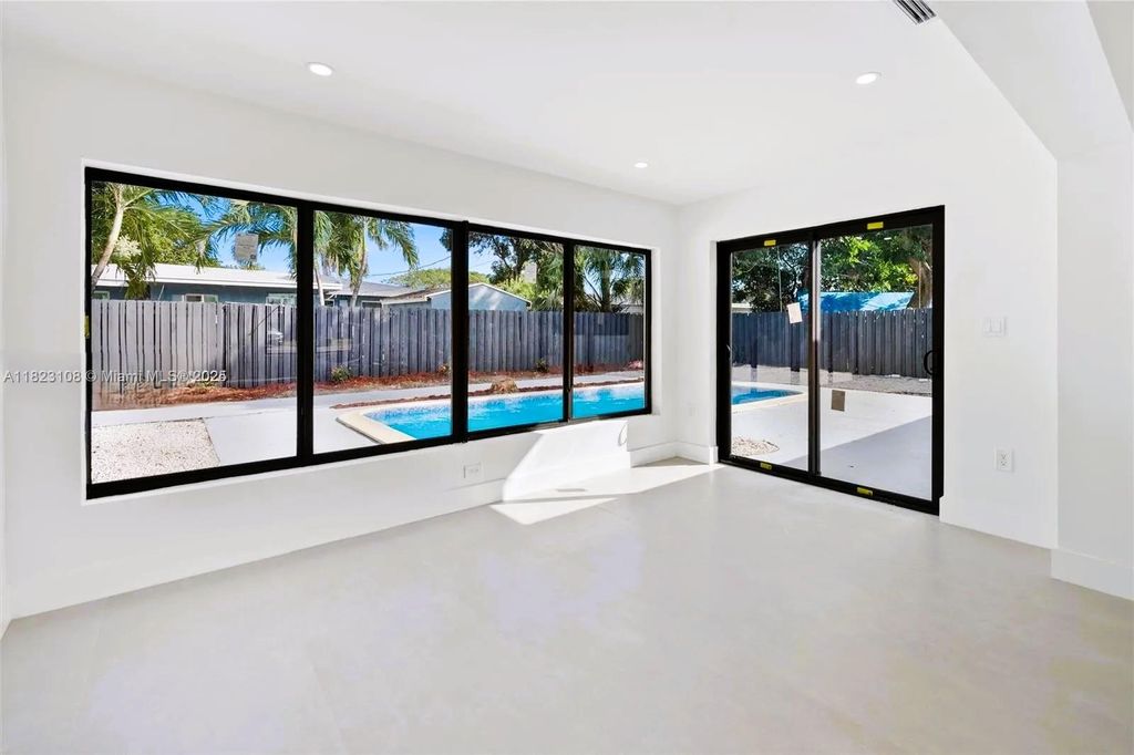 Photo of 172 SW 35th Ter #0, Fort Lauderdale, FL 33312 (MLS # A11823108)