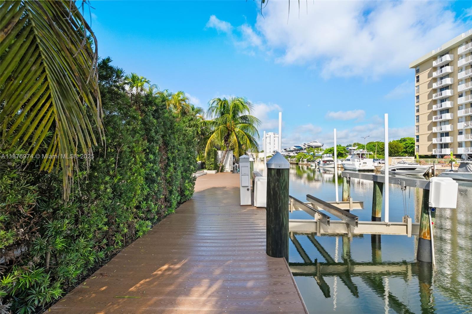 CORONADO HARBOR 1ST ADDN - Residential