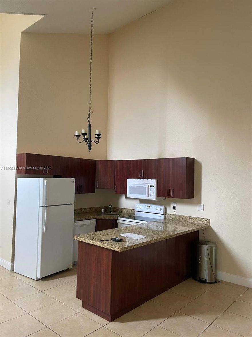 VERY NICE 2/2 WITH LOFT ORCHARD LAKES TOWN HOUSE IN LAUDERDERHILL , PERFECTO FOR INVESTORS. IS RENTED UNTIL JUNE 2026 $ 1,750 MONTLY
Preferent title company: Qualified Title LLC. / I have the lender can help.