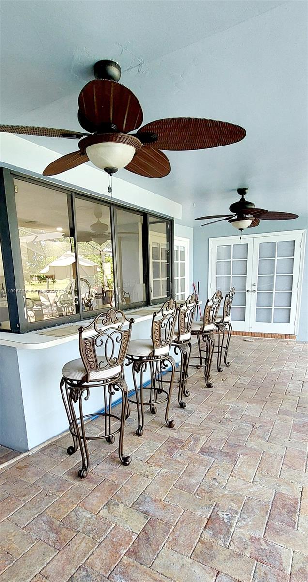 COUNTRY CLUB OF MIAMI EST - Residential