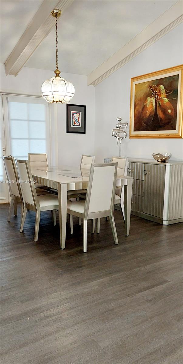 COUNTRY CLUB OF MIAMI EST - Residential