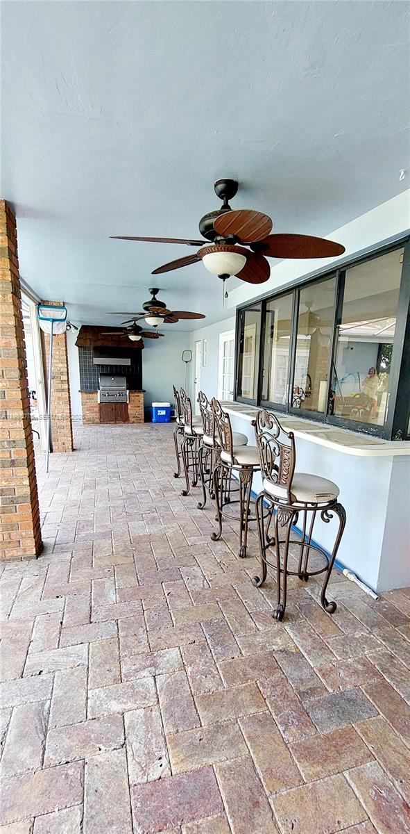 COUNTRY CLUB OF MIAMI EST - Residential