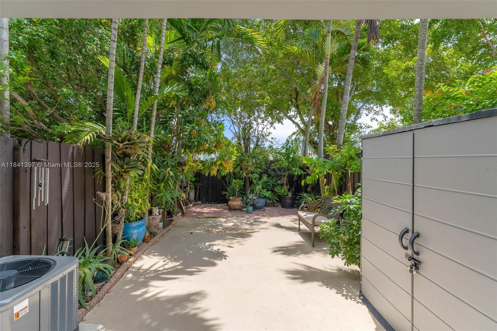 PARK VILLAS AT HAMMOCKS C - Residential