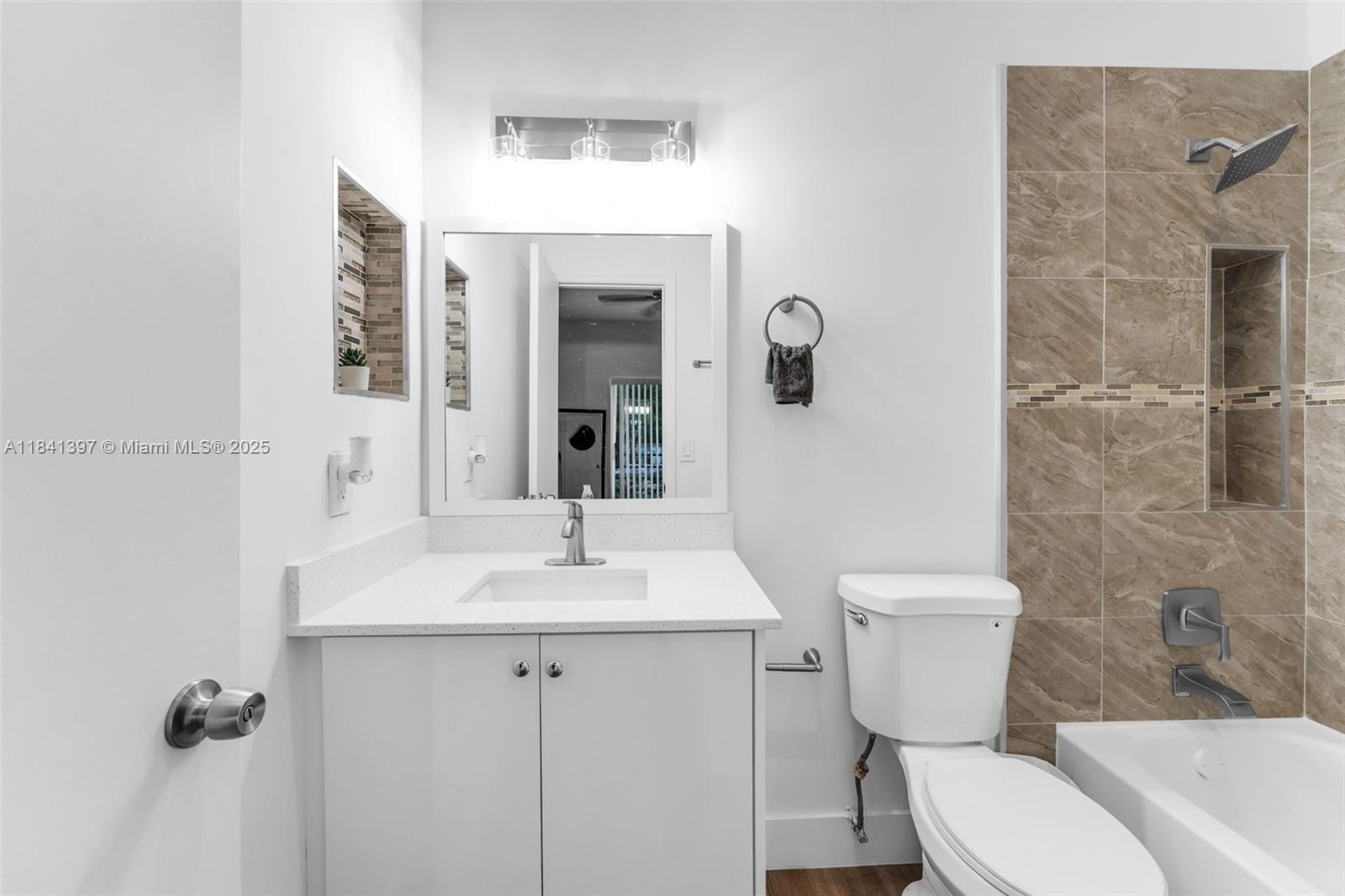 PARK VILLAS AT HAMMOCKS C - Residential