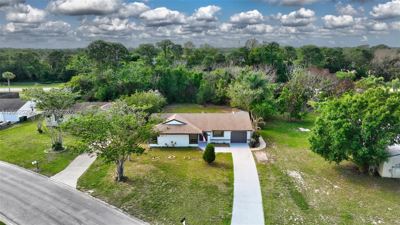 310 SW Bridgeport Dr