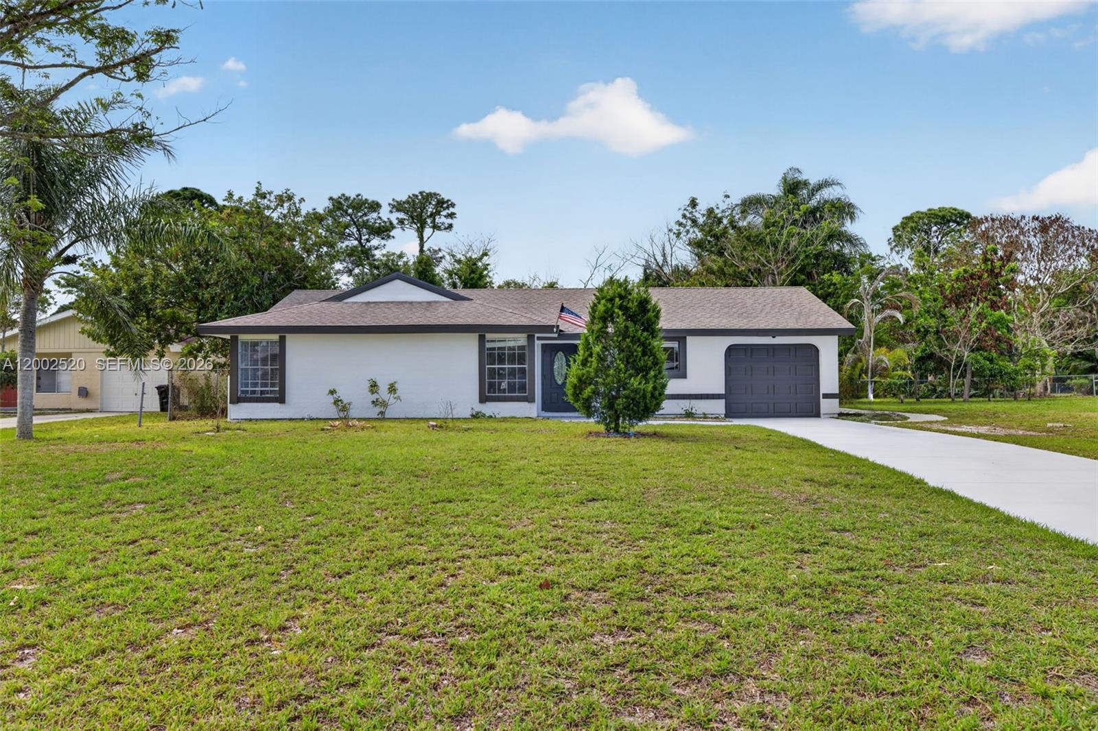 310 SW Bridgeport Dr