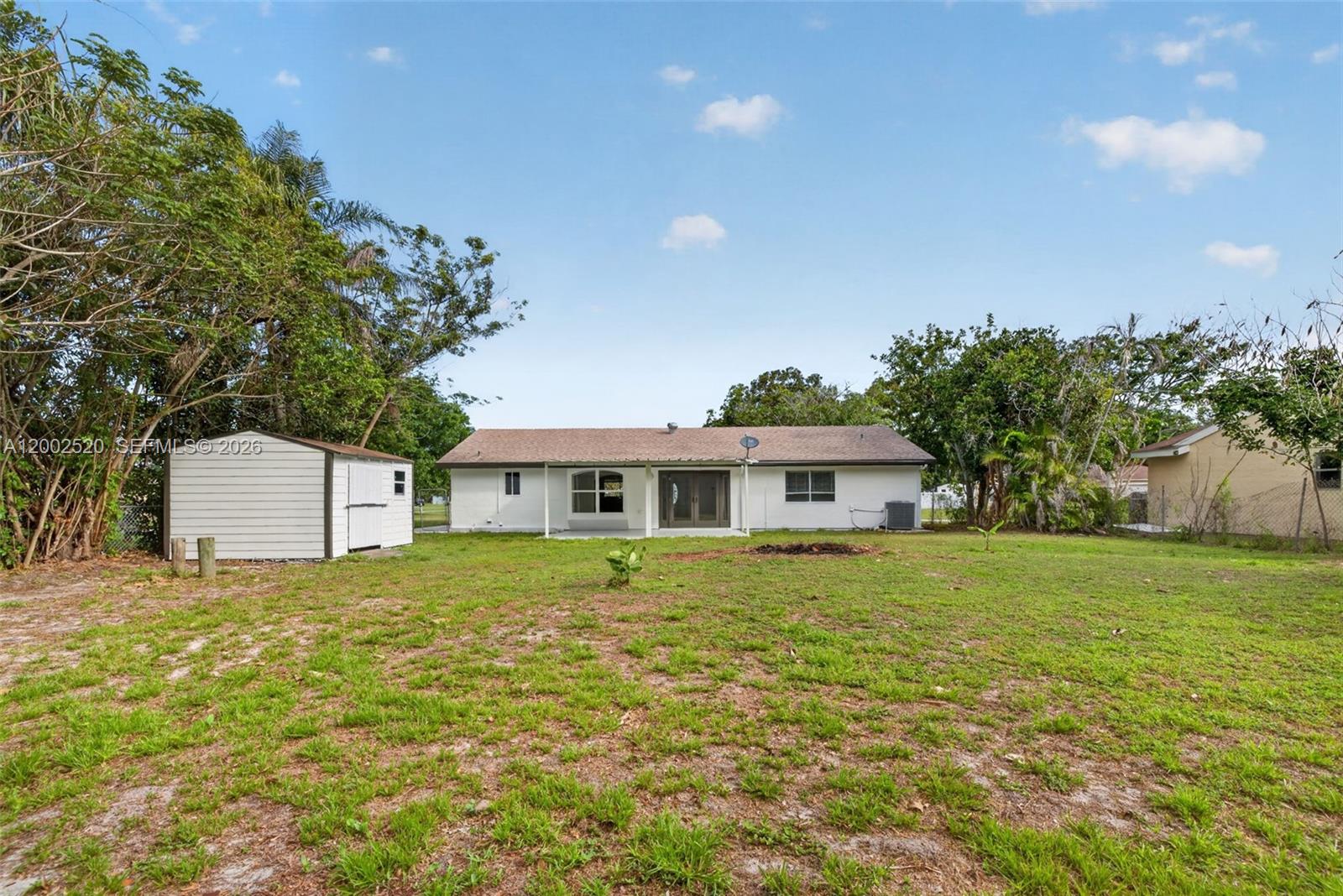 310 SW Bridgeport Dr