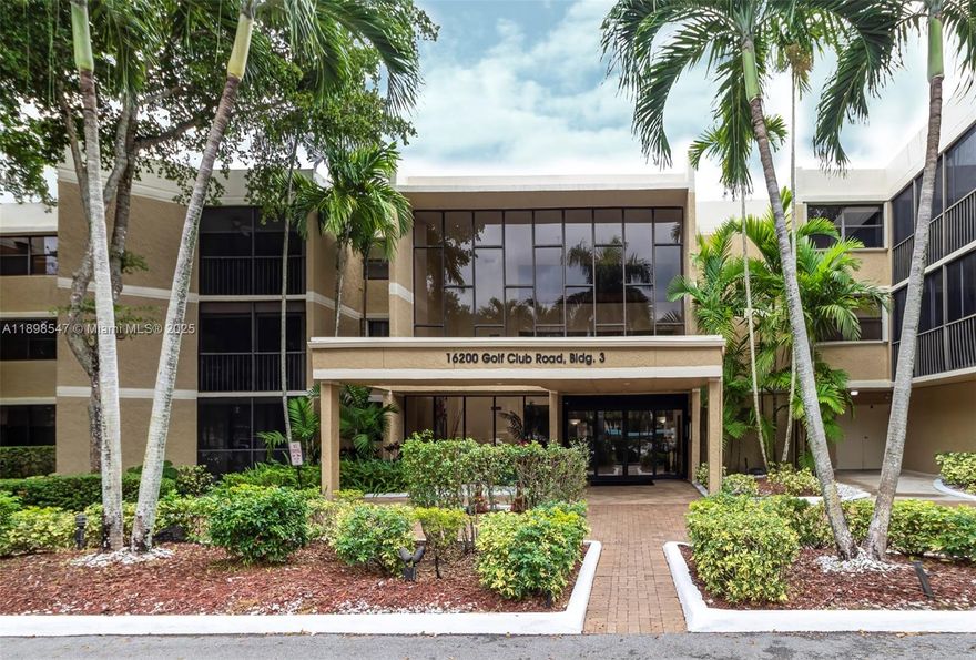 Attention Golfers & Seasonal Renters! Escape to sunny South Florida and enjoy this beautifully remodeled 2/2.5 condo in Weston’s prime location. Corner unit with enclosed patio, perfect for relaxing in the fresh winter breeze. Pool and tennis courts just steps away, and very close to "The Bonaventure Golf Course". Minimum rental: 3 months, max 4 (per building rules). Washer & dryer in unit. Rent includes access to Bonaventure Town Center at no extra cost. Allow 2-3 weeks for association approval. Close to top restaurants, shopping, and only minutes to Sawgrass Mall with easy access to I-75, I-595 & Florida’s Turnpike.