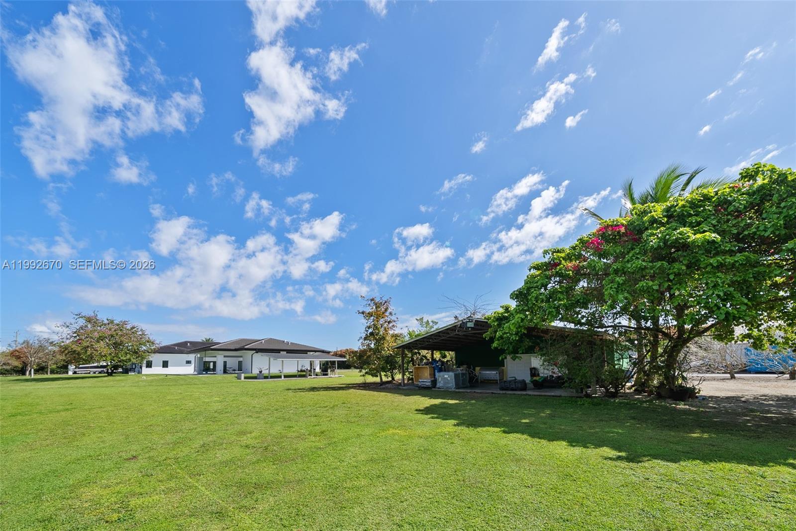 8900 INTERIM-AWAIT SPECIFI - Residential