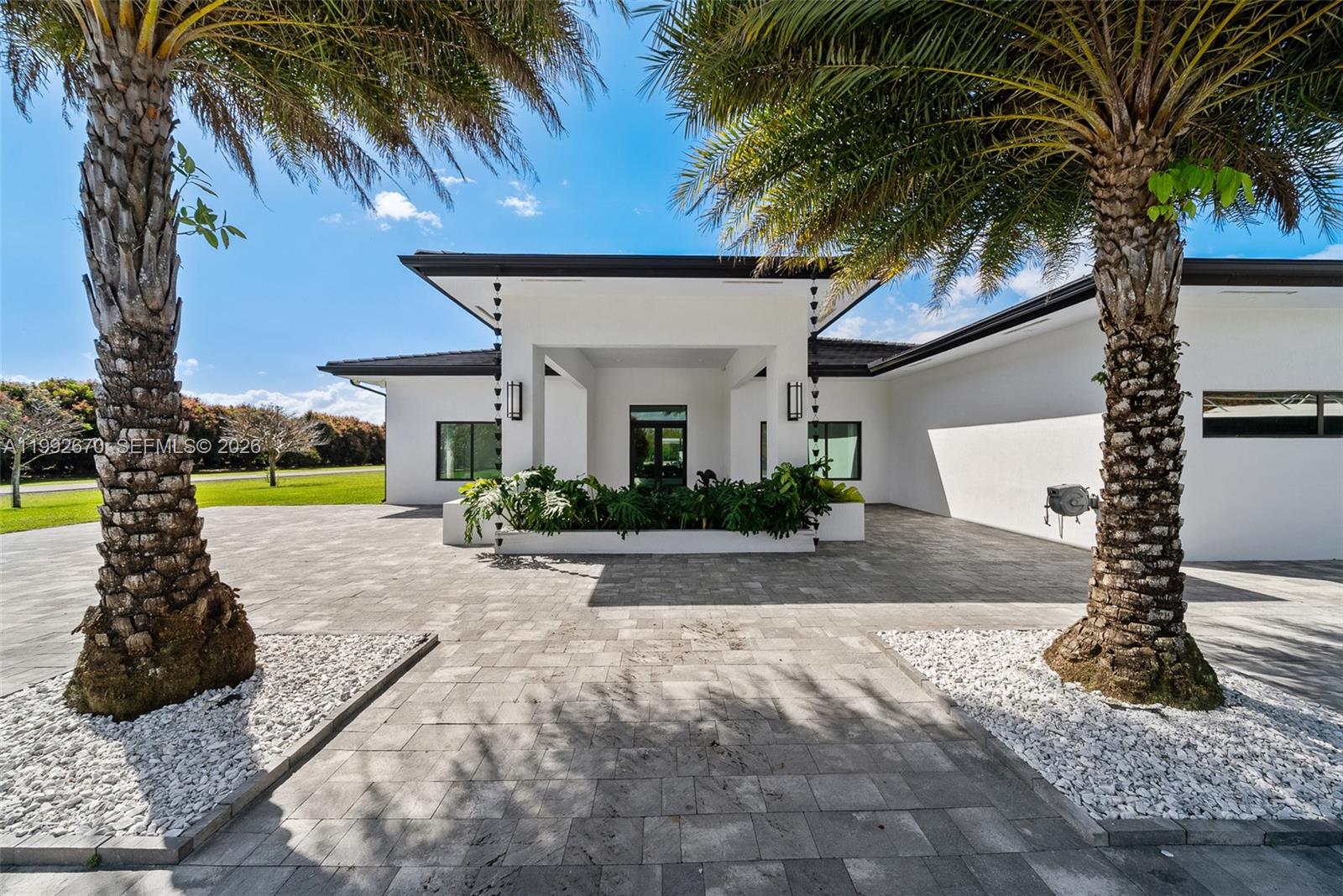 8900 INTERIM-AWAIT SPECIFI - Residential