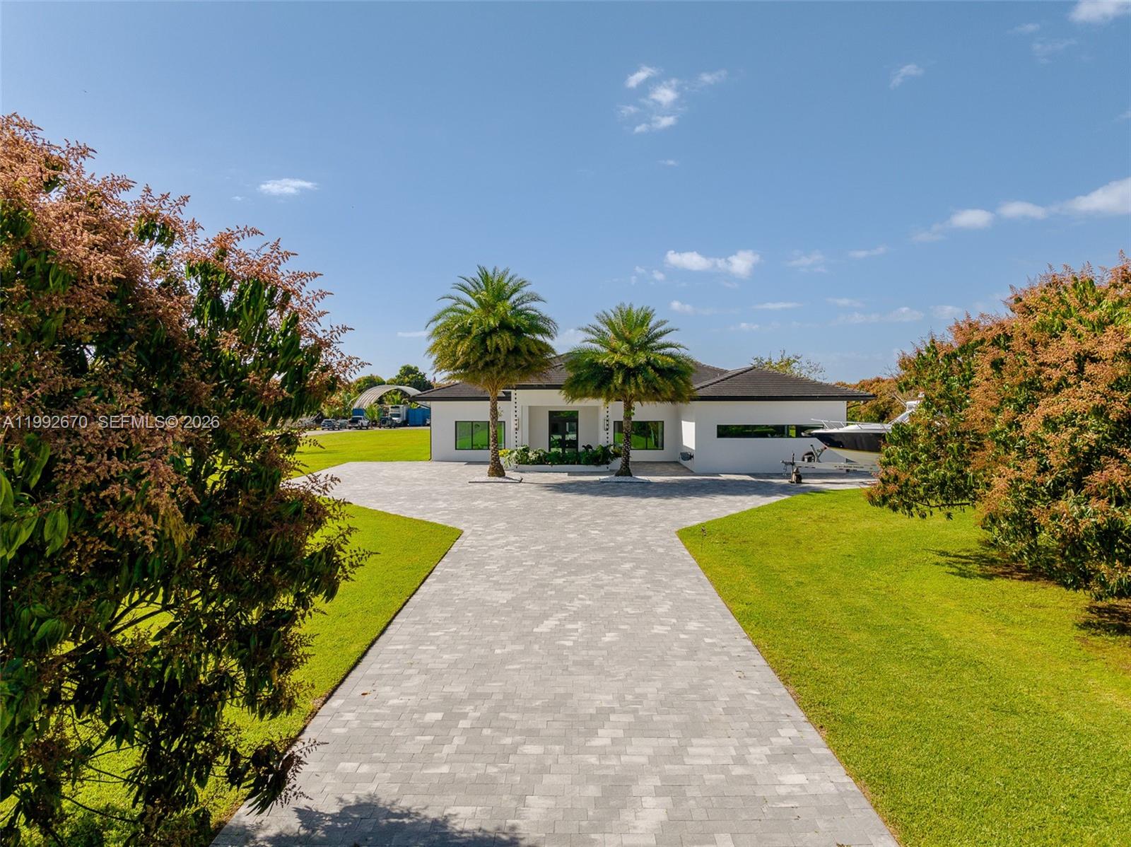 8900 INTERIM-AWAIT SPECIFI - Residential