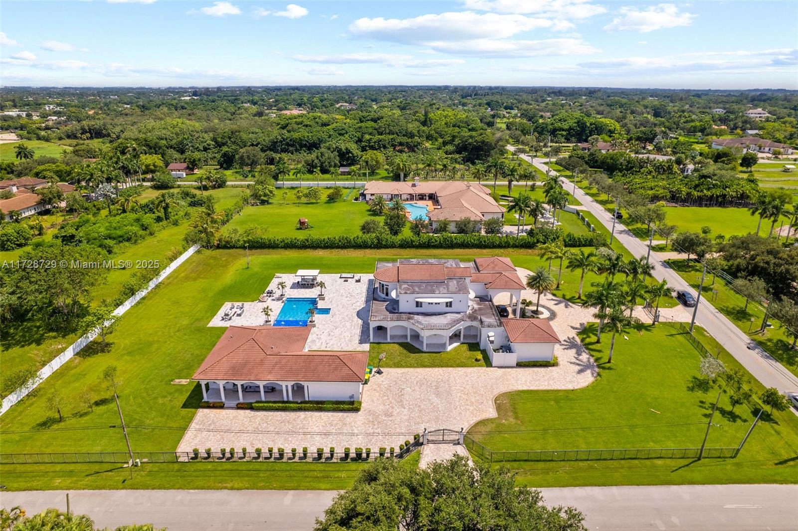 Rolling Oaks - Residential