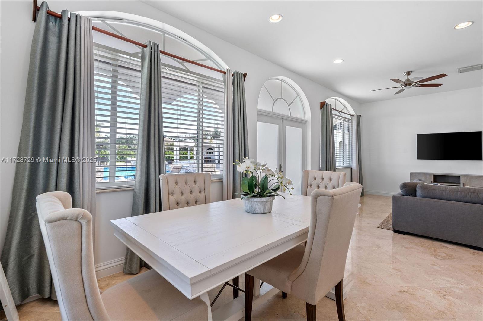 Rolling Oaks - Residential