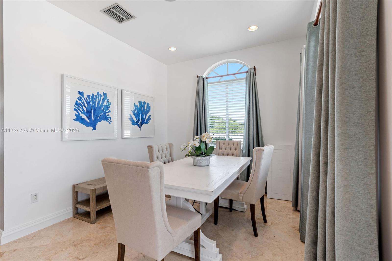 Rolling Oaks - Residential