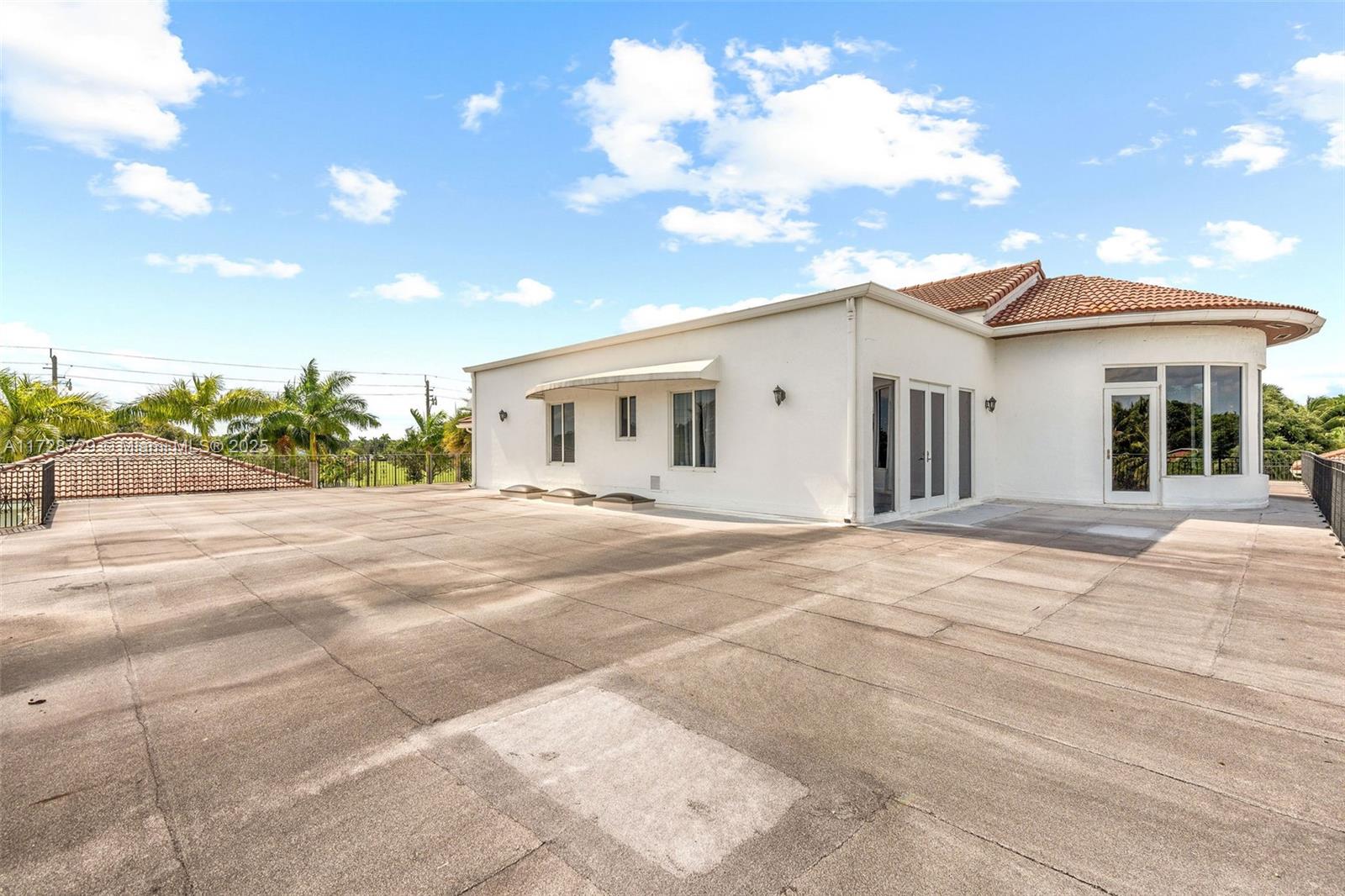 Rolling Oaks - Residential
