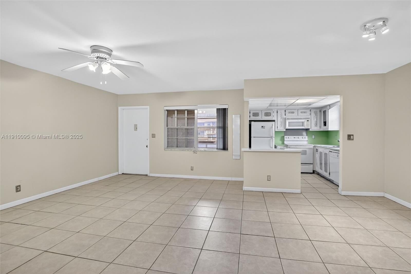 BEVERLY HILLS CONDO - Residential