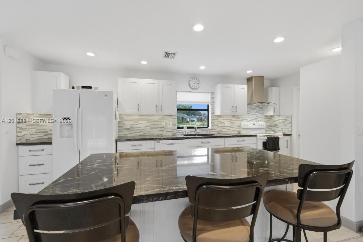 COCO WOOD LAKES SEC 2 - Residential
