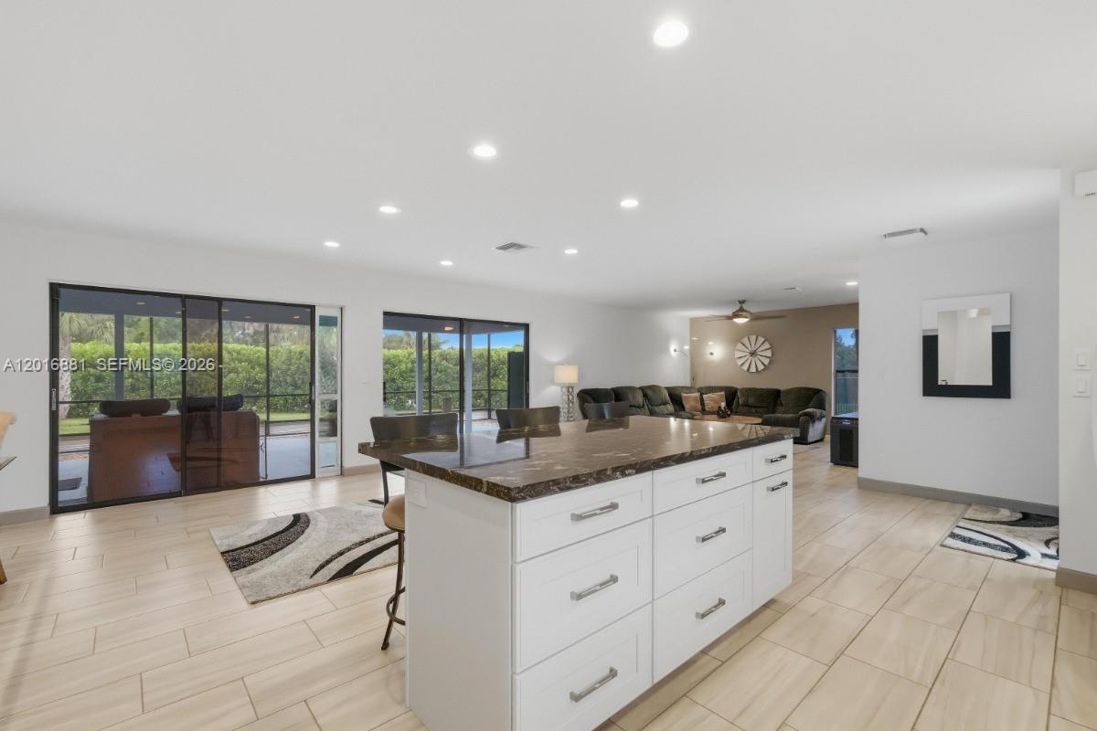COCO WOOD LAKES SEC 2 - Residential