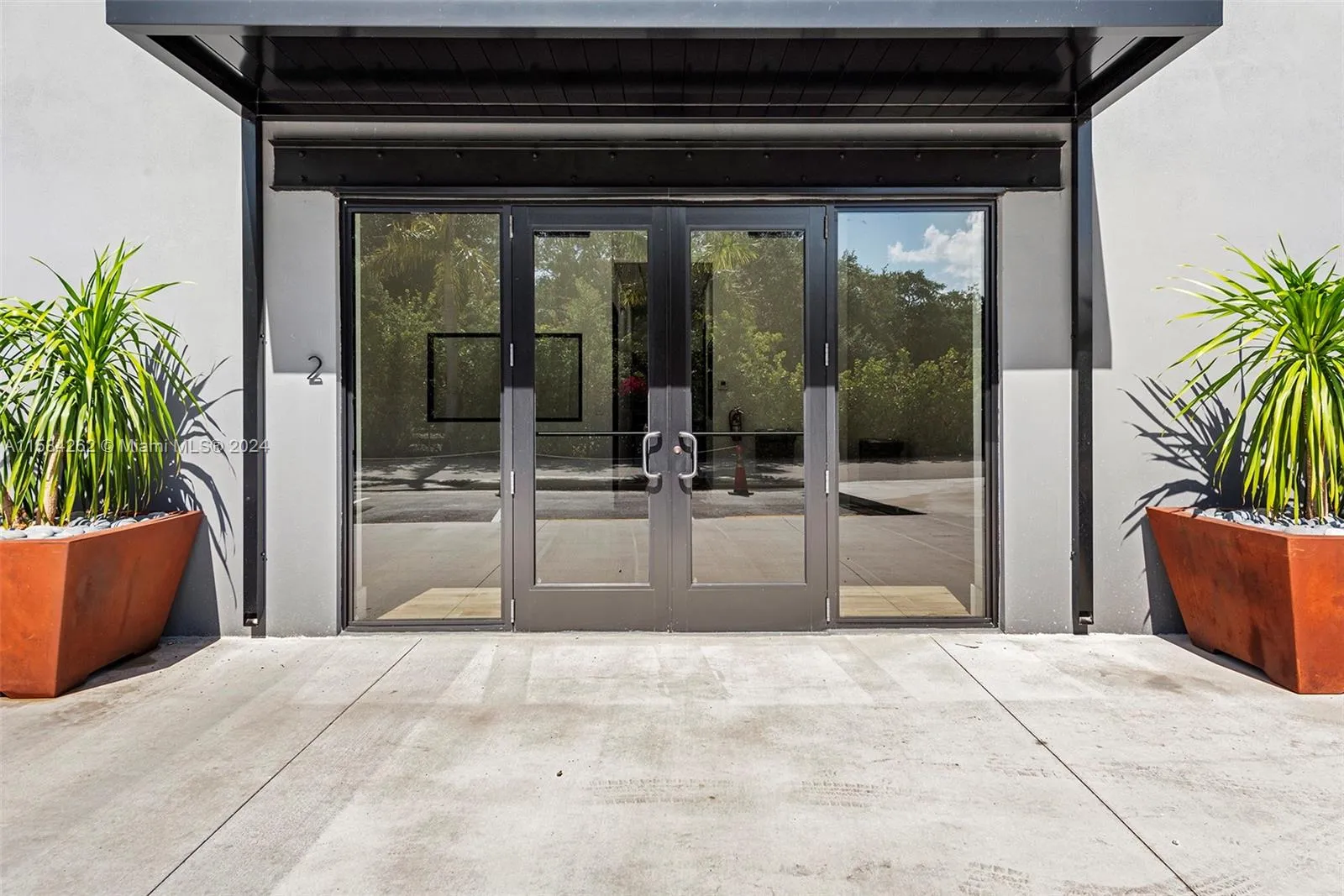 Hollywood, Florida 33021, United States, ,Residential,Pending,58103