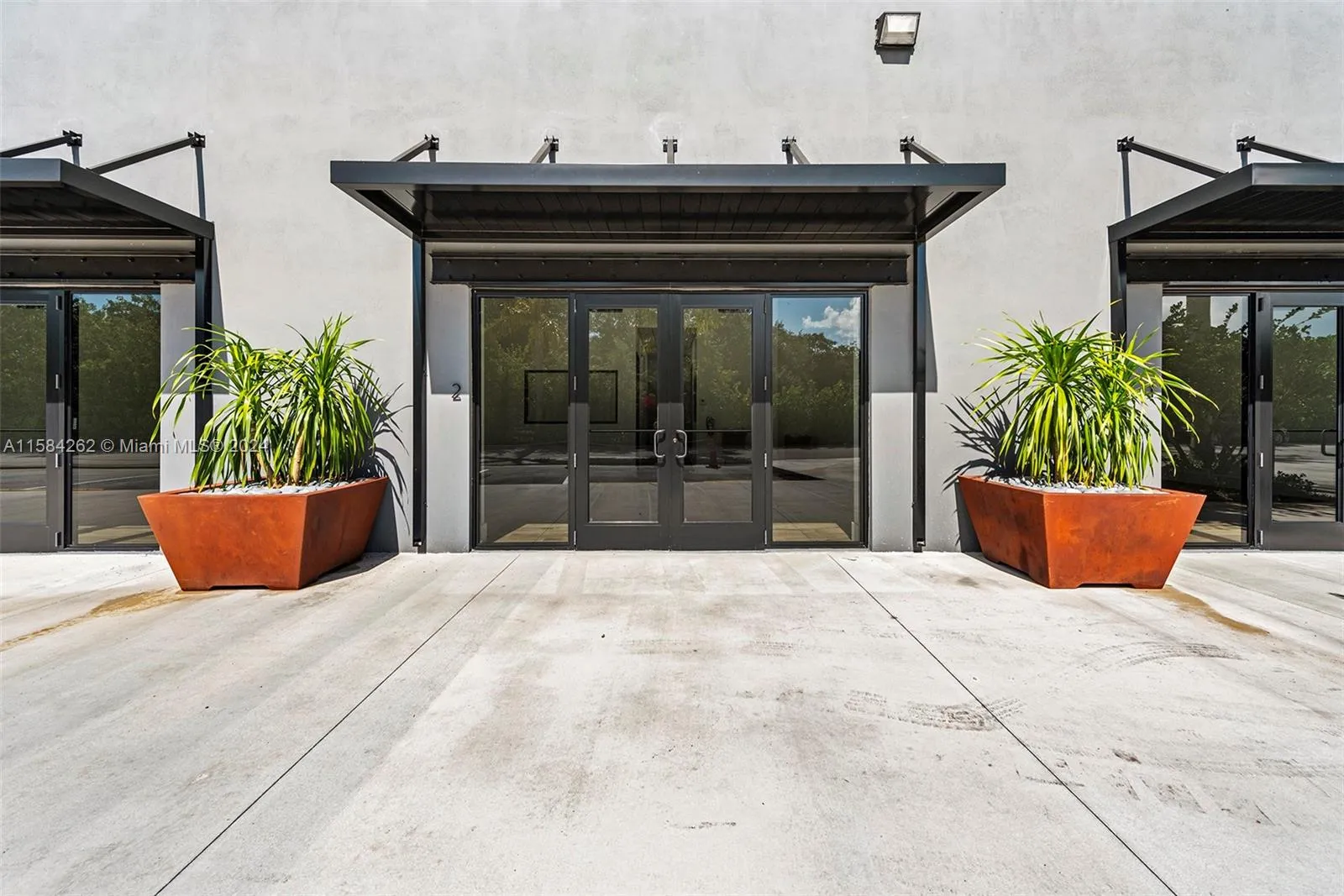 Hollywood, Florida 33021, United States, ,Residential,Pending,58103