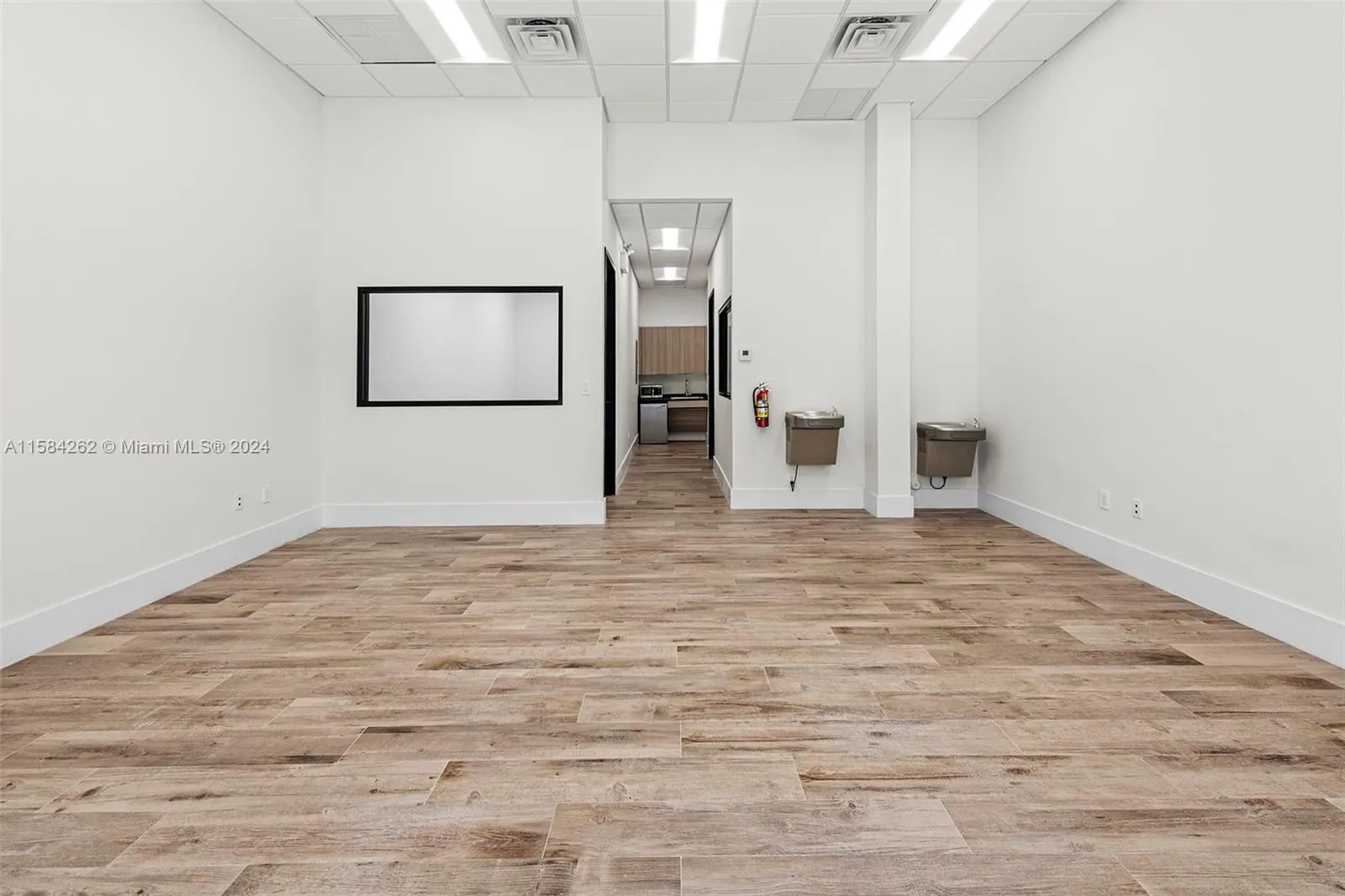 Hollywood, Florida 33021, United States, ,Residential,Pending,58103