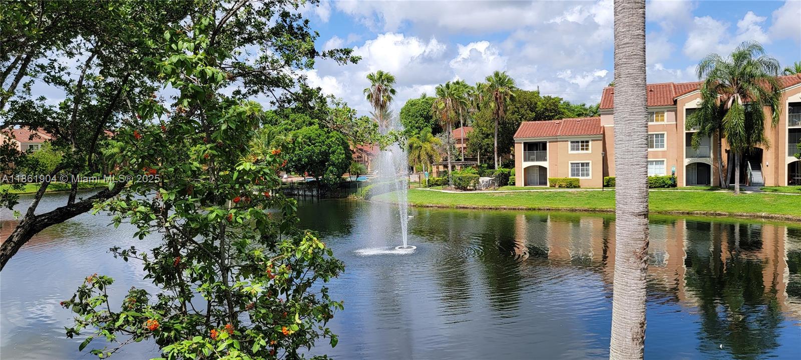 CARRINGTON AT COCONUT CRE - Residential Lease