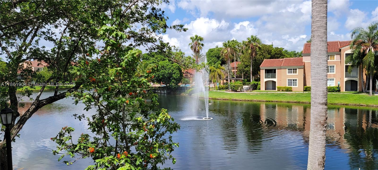 CARRINGTON AT COCONUT CRE - Residential Lease