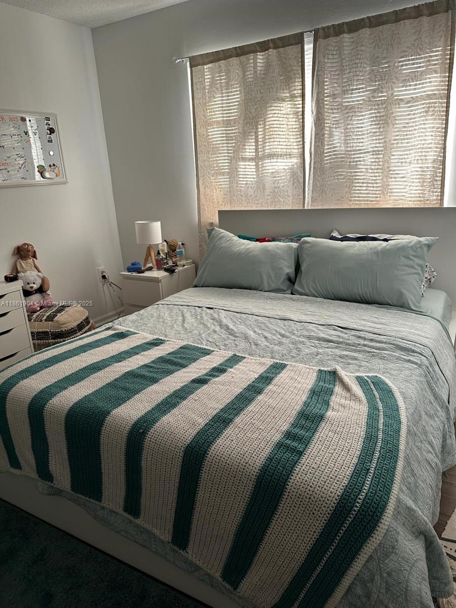CARRINGTON AT COCONUT CRE - Residential Lease